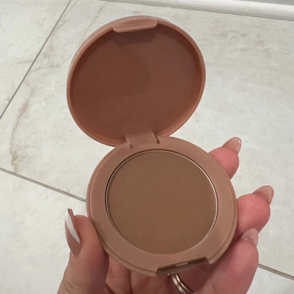 NEW Hanalei Matte Bronzer C15U01